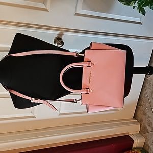 New Michael Kors leather purse with gold hardware.